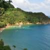 A bela praia do Blue Waters Inn, em Speyside - Tobago